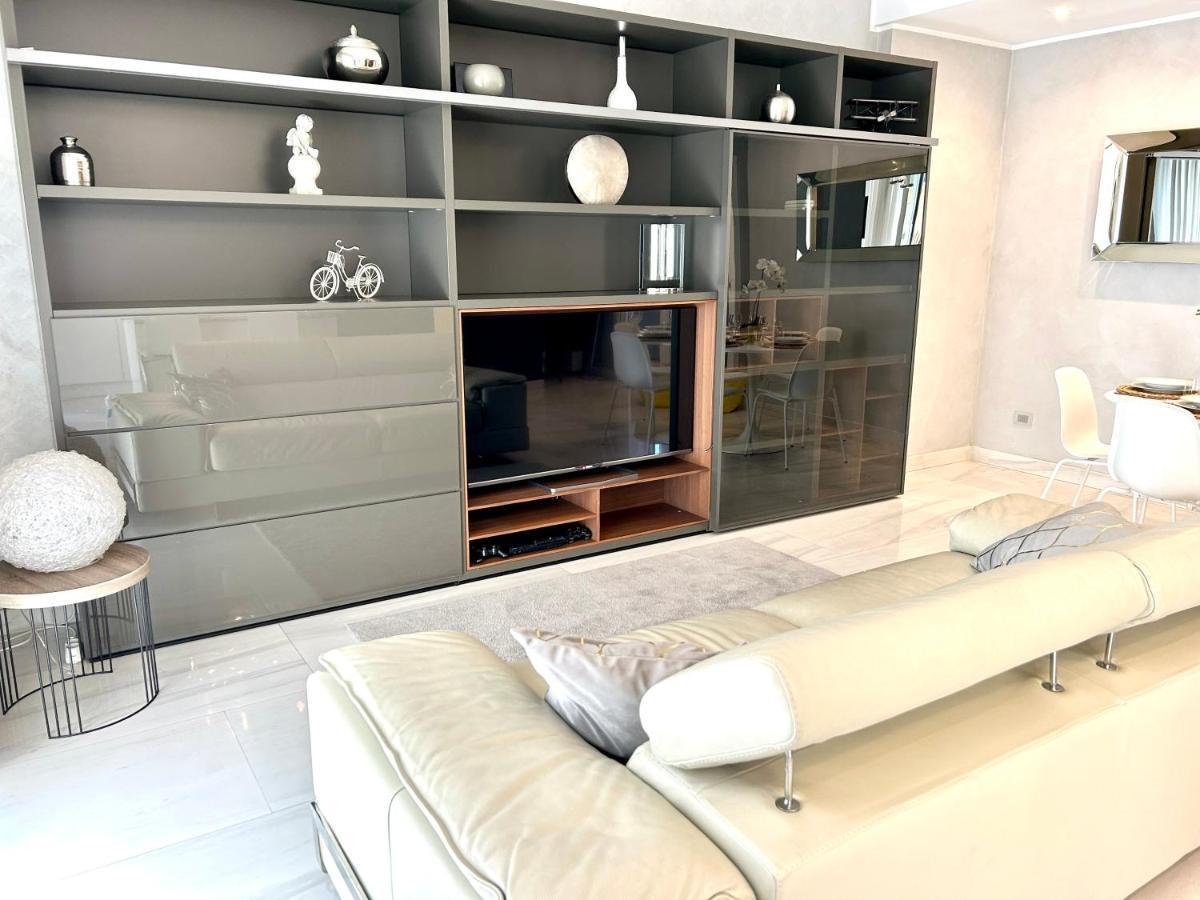 Sismondi New Apt ミラノ エクステリア 写真